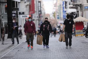 Ωράριο: Ποια καταστήματα θα ανοίξουν την Κυριακή