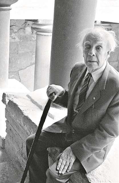 Ο Μπόρχες στην Επίδαυρο και στον Λαβύρινθο