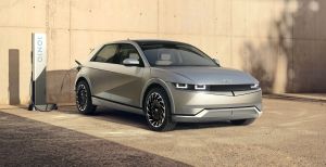 Τα νέα ηλεκτρικά της Hyundai που θα φορτίζουν και θα προσφέρουν αυτονομία 500 χιλιόμετρα