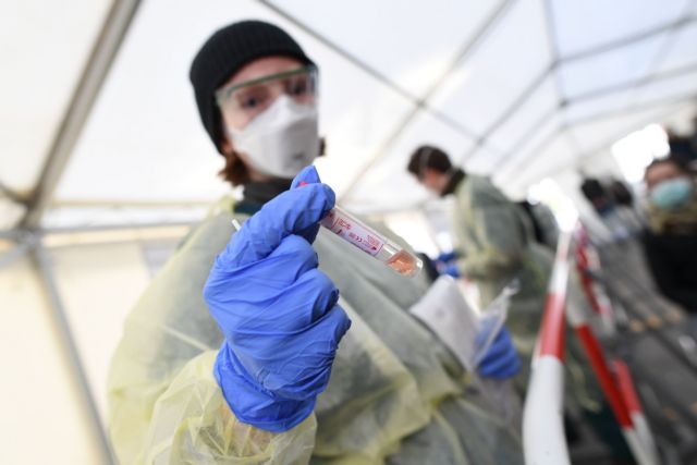 Δυσαρεστημένοι σε ποσοστό 54% οι Γερμανοί από τη διαχείριση της πανδημίας