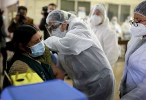 Εμβόλιο με AstraZeneca και J&J: Μπορεί να μπει τέλος στις θρομβώσεις;