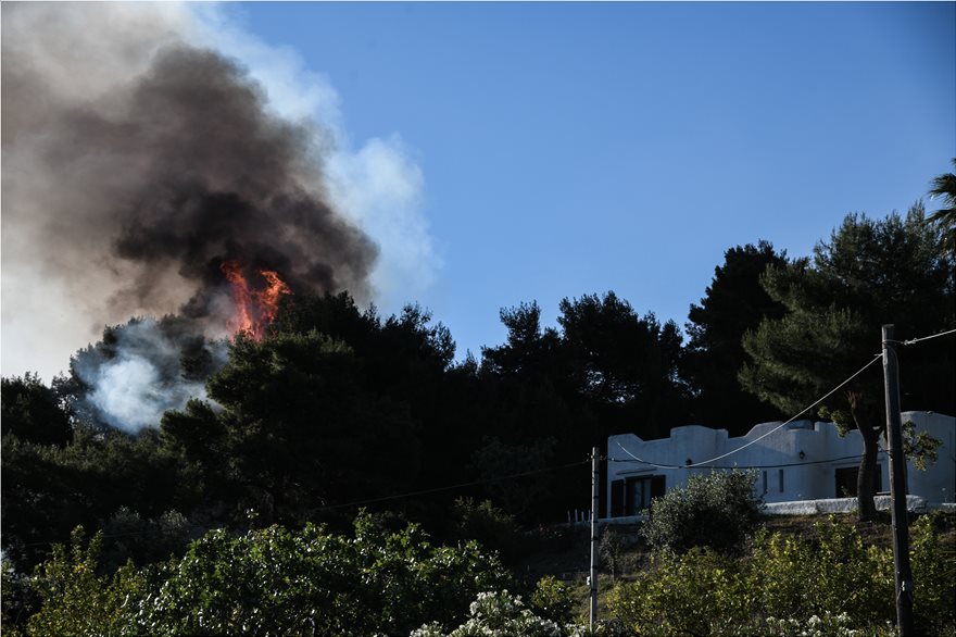 Πέτσας: Έως 6.000 ευρώ οι πρώτες αποζημιώσεις στους πυρόπληκτους