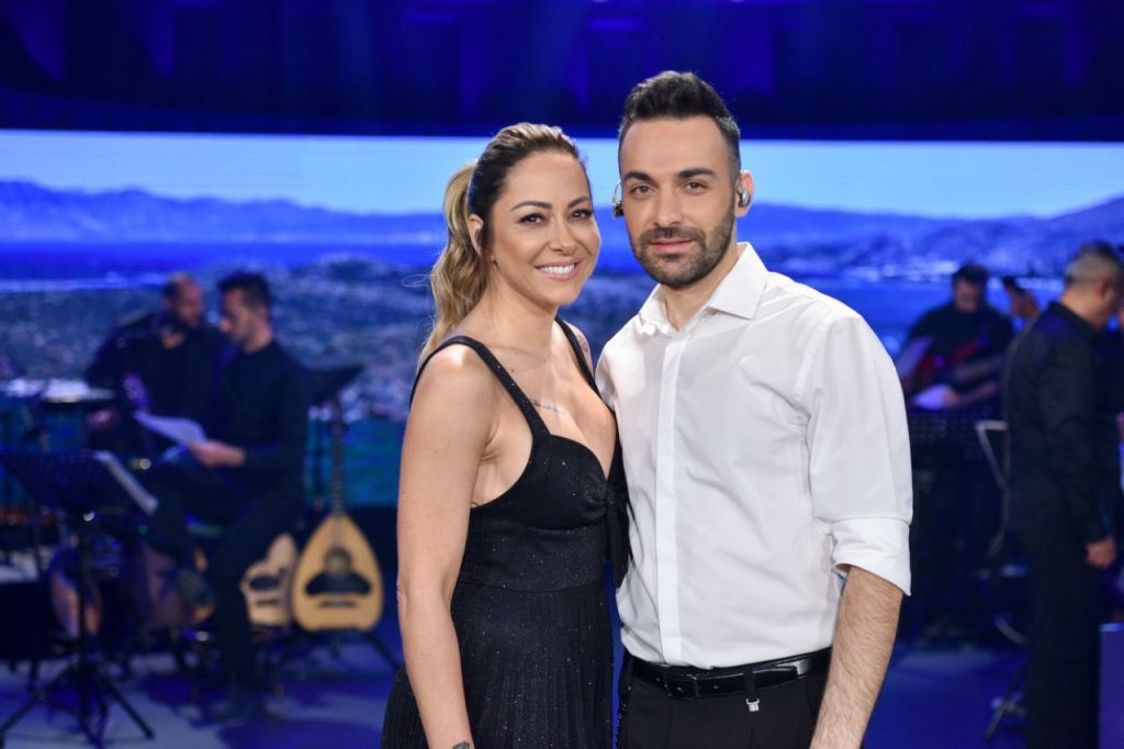 Μελίνα Ασλανίδου και Kώστας Αγέρης μας ταξιδεύουν στην ελληνική παραδοσιακή μουσική