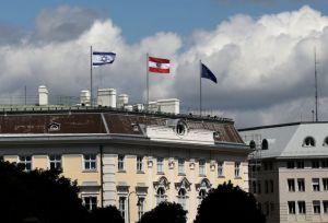 Αυστρία: Κατηγορεί τον Ερντογάν ότι ρίχνει λάδι στη φωτιά στη Μ. Ανατολή