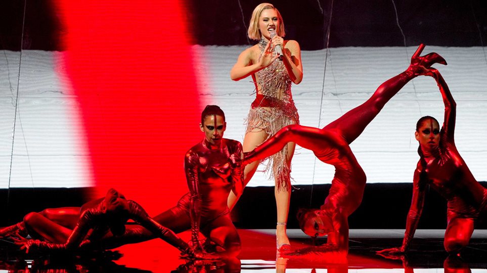 Eurovision 2021: «Κόλαση» και στον τελικό η Έλενα Τσαγκρινού