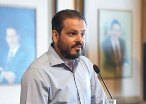 Έφυγε ξαφνικά στα 47 του ο διευθυντής της Δημοτικής Αστυνομίας Αθήνας – Τον πρόδωσε η καρδιά του