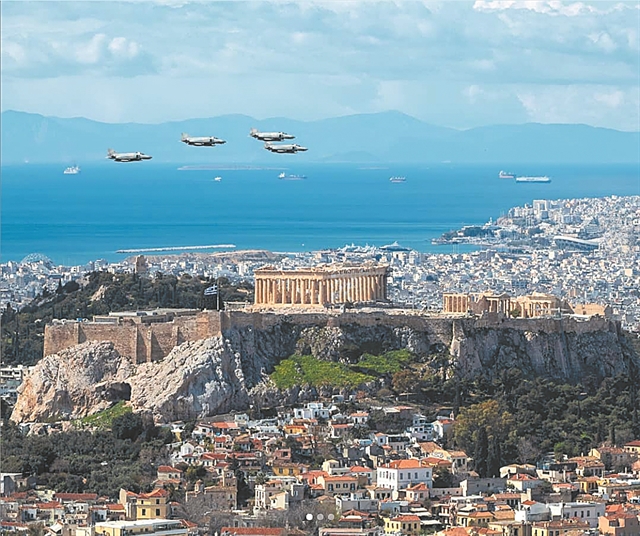 Η Αθήνα μέσα από τα «κλικ» των εφήβων της