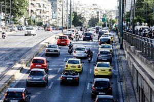 Κοροναϊός: Οι 4 «βόμβες» που απειλούν με πισωγύρισμα