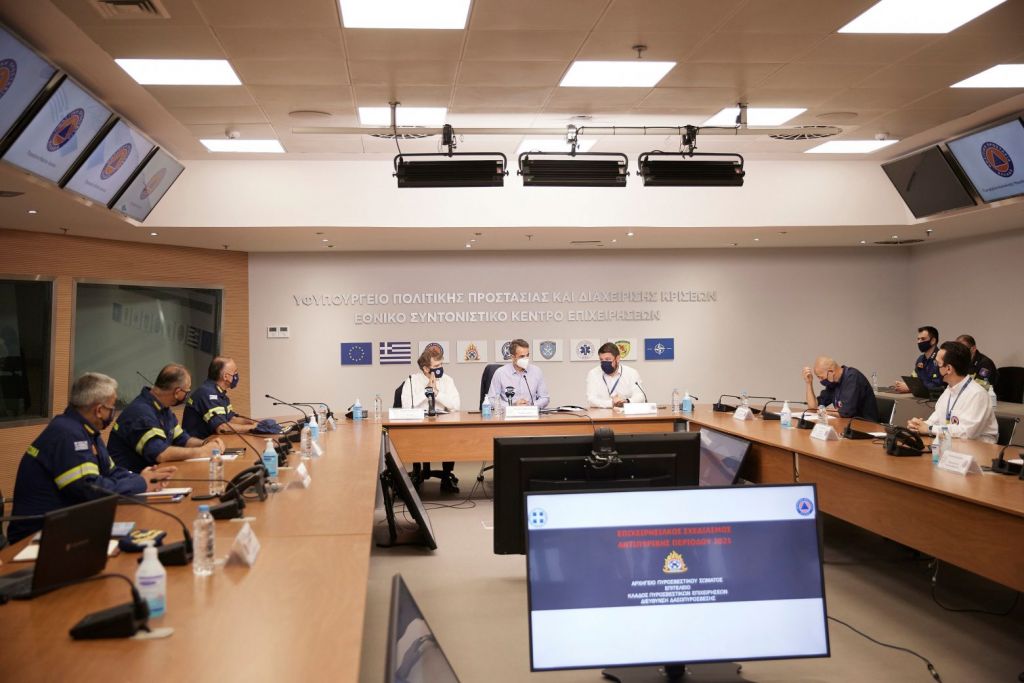 Ποιες περιοχές της Αττικής κινδυνεύουν από πυρκαγιές – Ειδικά επιχειρησιακά σχέδια ζήτησε ο Μητσοτάκης