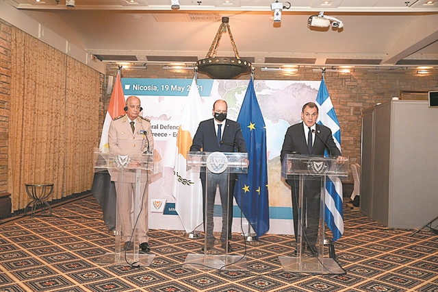 Επιστροφή στην Αίγυπτο