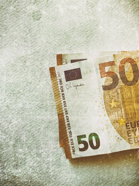 Μποναμάς ως 5.292 ευρώ για 250.000 συνταξιούχους