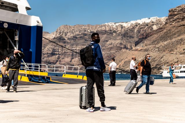 Μετακινήσεις: Πώς θα ταξιδέψουμε το καλοκαίρι με πλοία, αεροπλάνα και αυτοκίνητα