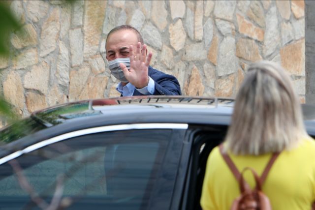 Τσαβούσογλου: Εκτός από «τουρκική» μειονότητα ανακάλυψε και «τουρκικά» σχολεία στη Θράκη