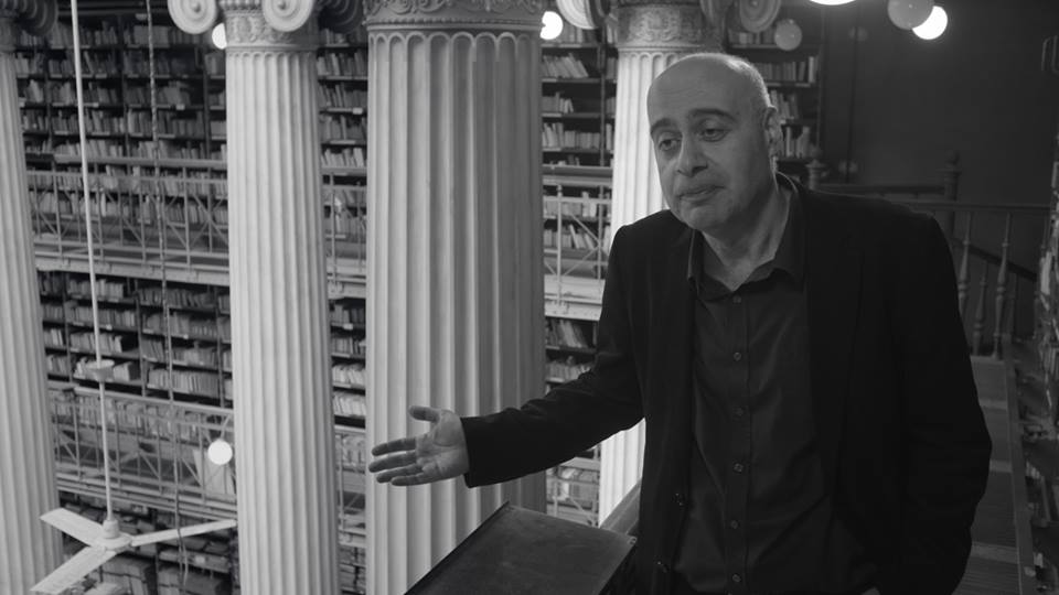 Ο Κώστας Κουτσουρέλης αναρωτιέται «Τι είναι και τι δεν είναι ποίηση»