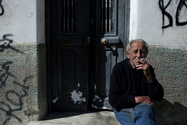 Τα «παράθυρα» για σύνταξη πριν από τα 62 έτη