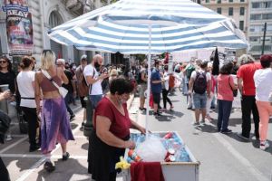 Παυλάκης: «Δεν έχουμε καν τα νούμερα που θα μας επιτρέψουν να ονειρευόμαστε τείχος ανοσίας»