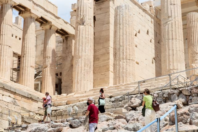 Σκέρτσος: Μέσα Ιουνίου οι αποφάσεις για τον τουρισμό – Τέλος του μήνα θα έχει εμβολιαστεί το 50% των πολιτών