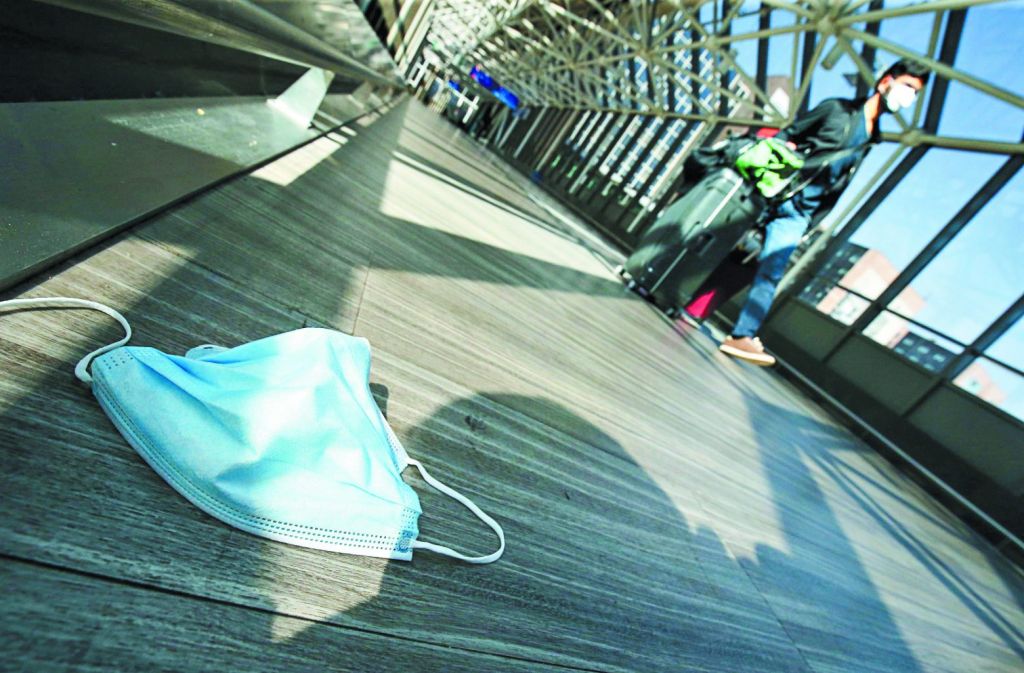 Αμφιλεγόμενη προσομοίωση προβλέπει το «τέλος της πανδημίας»