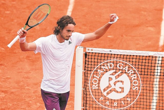 Χωρίς δυσκολία