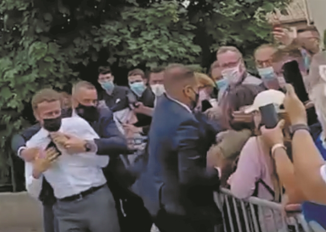 Το χαστούκι, οι ευθύνες και η «συλλογική ψυχανάλυση»