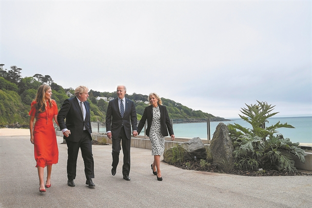 Ο Μπάιντεν στην Ευρώπη για μια επιχείρηση ανασυγκρότησης της Δύσης