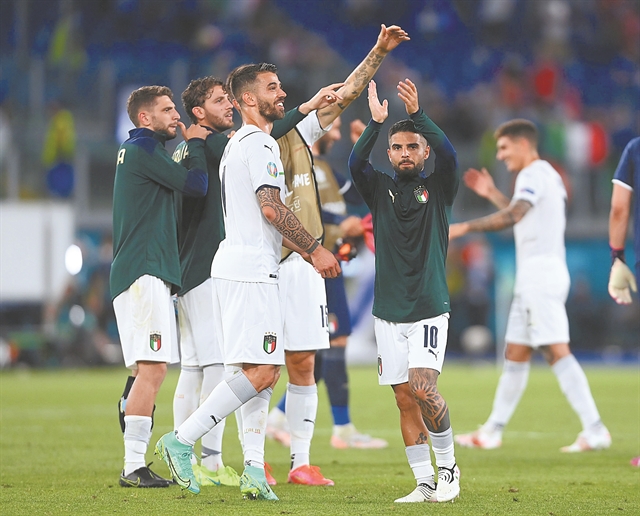 Οι Ιταλοί αγαπούν το ελβετικό τυρί