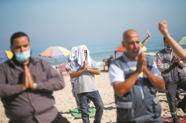 Στο εξωτερικό για ψώνια