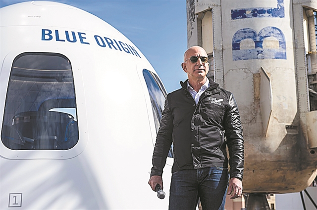«Εισιτήριο» $28 εκατ. για ταξίδι με τον Μπέζος στο Διάστημα