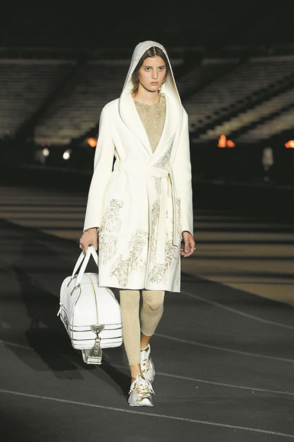 «Θέλω το κέντημα ως έργο τέχνης»