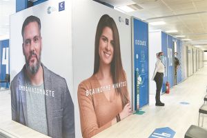 Ανοίγει ο δρόμος για προσλήψεις εμβολιασμένων