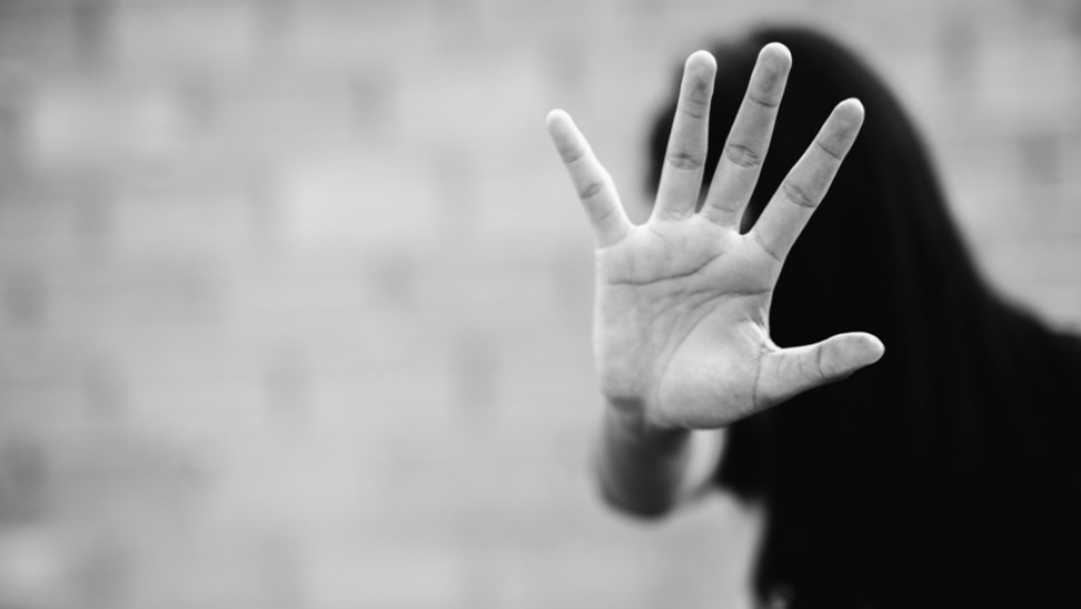 Αυξήθηκαν οι γυναικοκτονίες την Ευρώπη μετά την άρση των lockdown