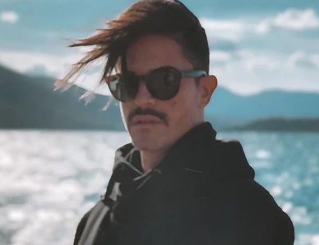 Νάσος Κάτρης: Μυστήριο με τον θάνατο του στυλίστα μια ημέρα μετά τον εμβολιασμό με AstraZeneca