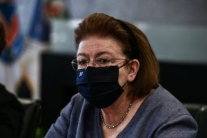 «Κακώς συνέβη» απαντά η Λίνα Μενδώνη για την αδιανόητη πτώση του Πικάσο