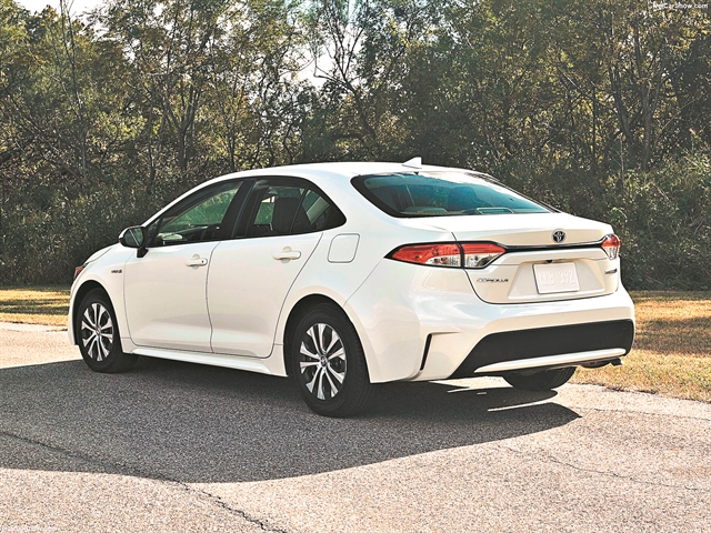 Toyota: «Κολλημένη» με τα σεντάν