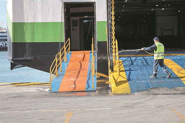 Επιμένει στα δεξαμενόπλοια o Τζον Φρέντικσεν