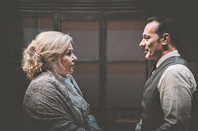 «Τα φαντάσματα του Ο’Νιλ ως σημερινοί άνθρωποι»