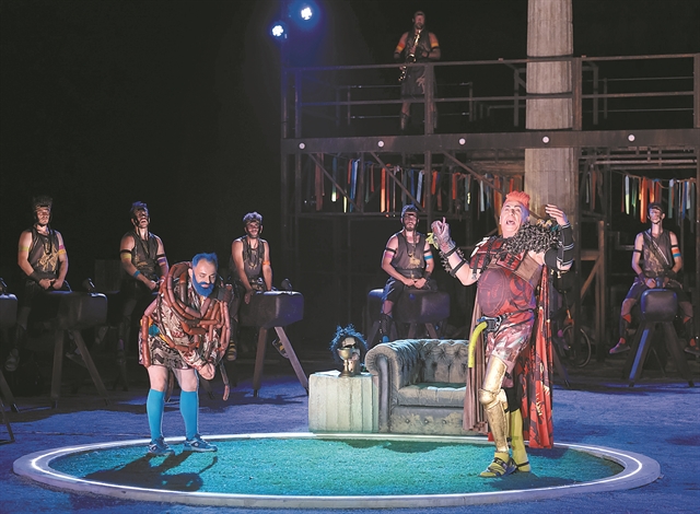 Αριστοφάνης με ριάλιτι και μπηχτές για Λιγνάδη