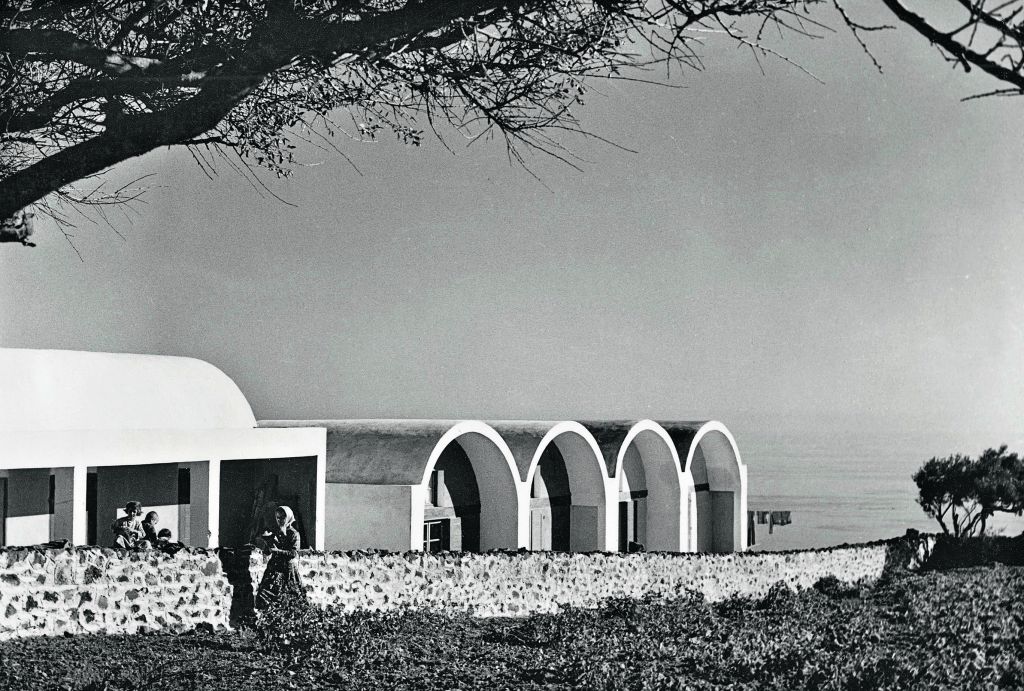 Εικόνες μέσα απ’ τη νεκρή γη