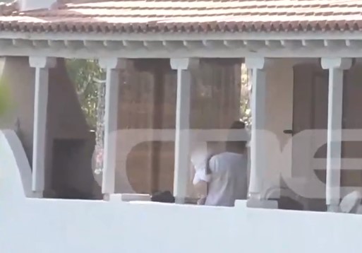 Η μικρή Λυδία εκεί που μεγάλωσε η Καρολάιν