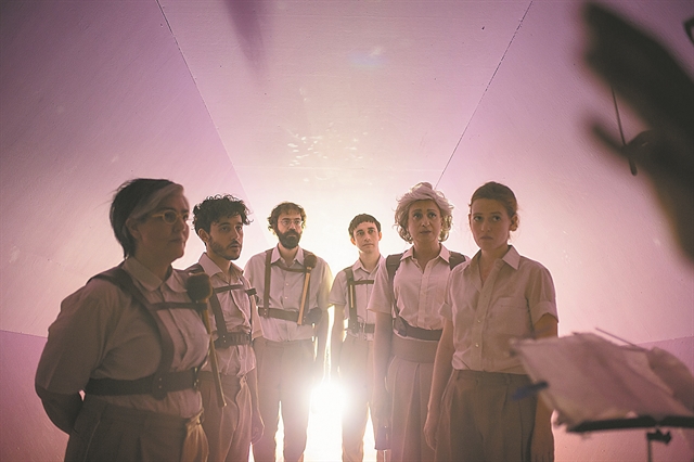 Η επιβολή της φόρμας