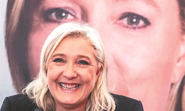 «Η Μαρίν Λεπέν ήταν ανέκαθεν αριστερή» (!)