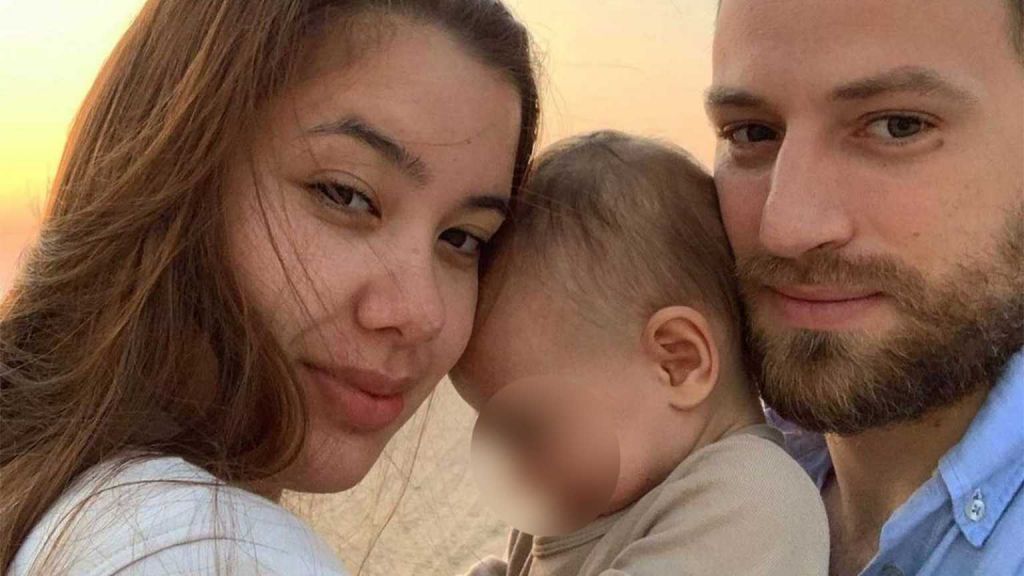 Ο πιλότος θέλει να μεγαλώσει την κόρη του όταν βγει από τη φυλακή