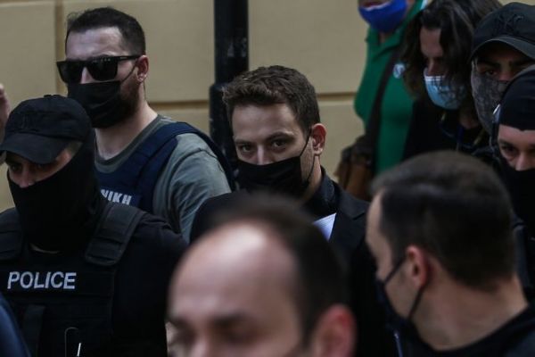 Γλυκά Νερά: Πώς το εγχειρίδιο του FBΙ ξεσκέπασε τον πιλότο – Οι «κόκκινες σημαίες» και το «overkill» που χτύπησαν καμπανάκια