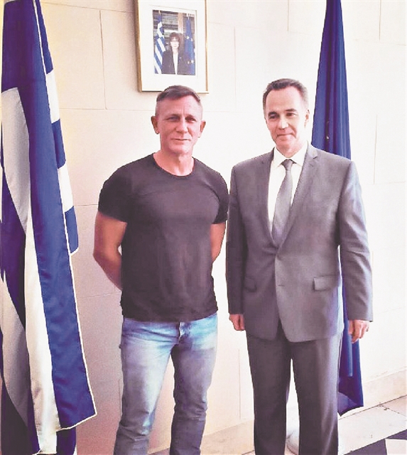 Ο Μπαντέρας, ο Κρεγκ και άλλοι σταρ