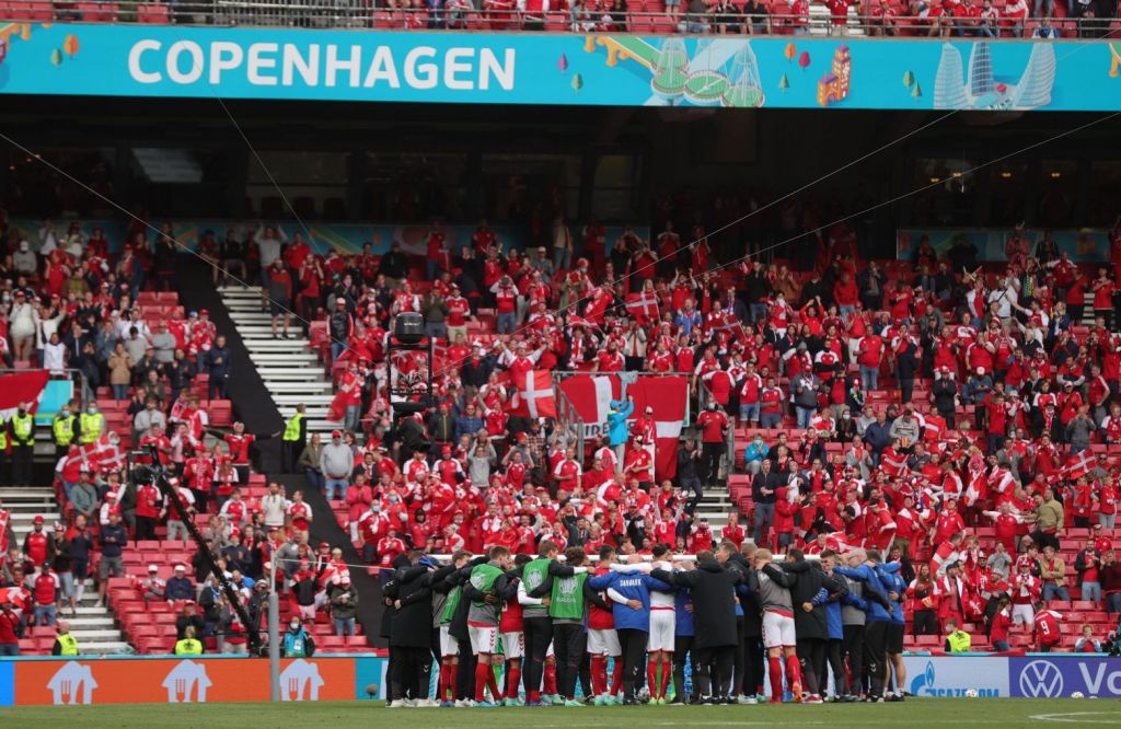 H επιστροφή των ποδοσφαιριστών για το Δανία-Φινλανδία