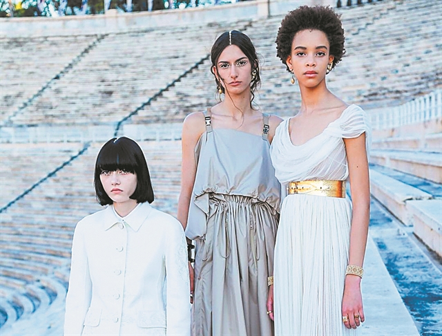 Ο Dior αποθέωσε την ελληνική χειροτεχνία