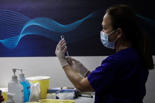 «Επιχείρηση Ελευθερία»: Πάνω από 20% οι πλήρως εμβολιασμένοι στη χώρα