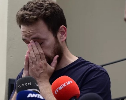 Γλυκά Νερά: «Πώς κατάλαβα από την αρχή ότι ο Μπάμπης έλεγε ψέματα για την Καρολάιν»