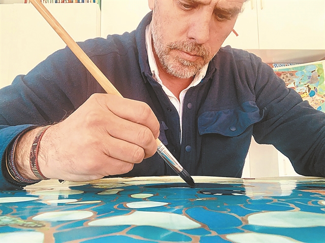 Ο ζωγράφος Χάντερ Μπάιντεν