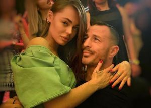 Τάσος Μπερδέσης: Ραγίζει καρδιές η σύντροφος του εκτελεσθέντα πυγμάχου